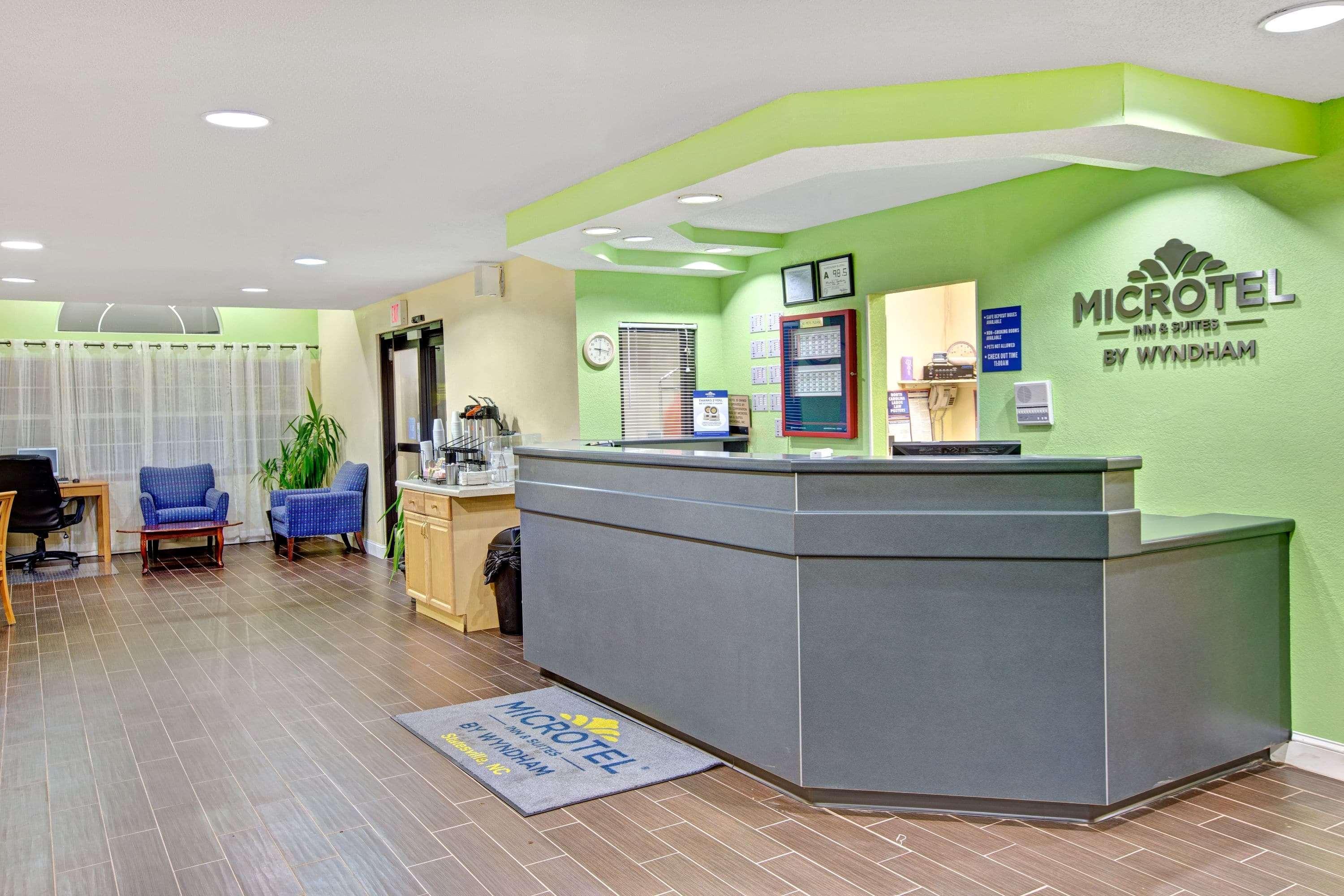 Microtel Inn & Suites By Wyndham Statesville Exterior foto